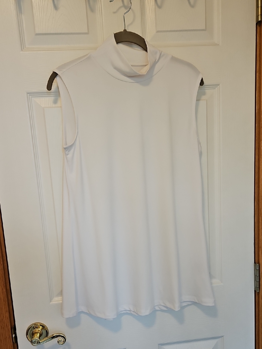 Susan Graver Sleeveless White Mock Neck Tunic Top